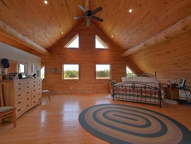 Breath taking beauty abounds with this private peninsula of 90 - photo 24