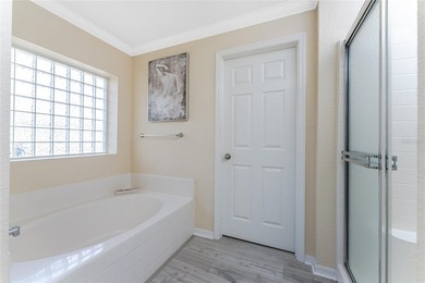 Motivated Seller!! Welcome home to this beautifully maintained - photo 27