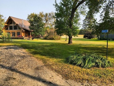 Breath taking beauty abounds with this private peninsula of 90 - photo 35