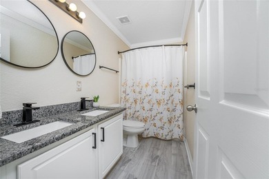 Motivated Seller!! Welcome home to this beautifully maintained - photo 36