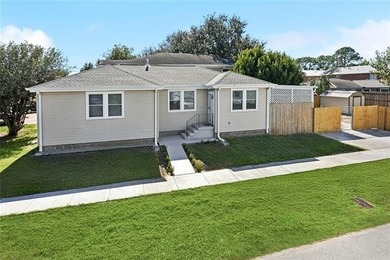 Lake Pontchartrain Home For Sale in Metairie Louisiana