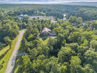 This Arkansas River Valley retreat is situated on 4.59 private - photo 44