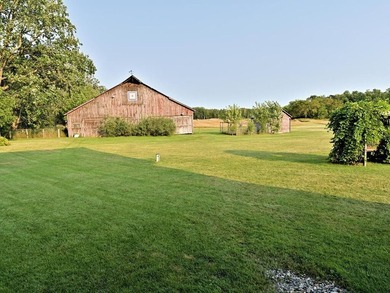Breath taking beauty abounds with this private peninsula of 90 - photo 44