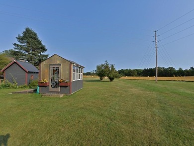 Breath taking beauty abounds with this private peninsula of 90 - photo 46