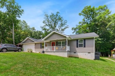 Lake Home For Sale in Crossville, Tennessee