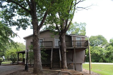 Prime Commercial Opportunity with Residential Living in Mountain - photo 5