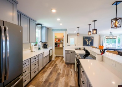 Lake Home For Sale in Mountain Home, Arkansas