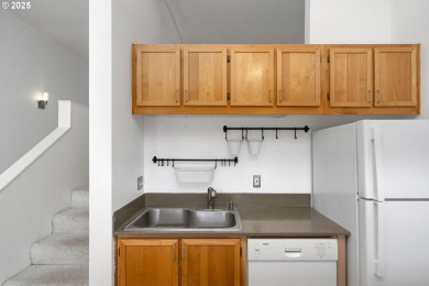 Welcome to your urban oasis in the heart of Goose Hollow