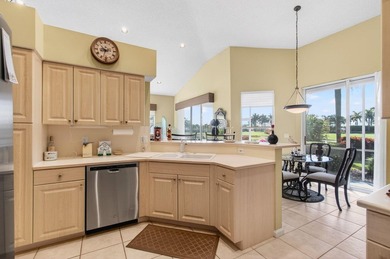 Beautifully maintained home located on a premium golf and - photo 24