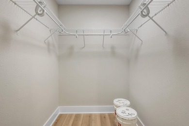 Completely Renovated 4BR/2.5BA on 3/4 Acre -- New Roof, HVAC - photo 28