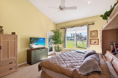 Beautifully maintained home located on a premium golf and - photo 30