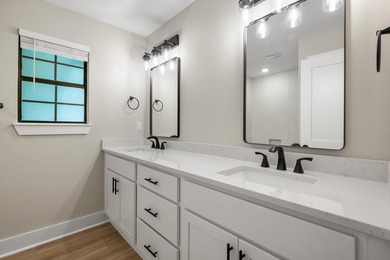 Completely Renovated 4BR/2.5BA on 3/4 Acre -- New Roof, HVAC - photo 37