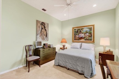 Beautifully maintained home located on a premium golf and - photo 37