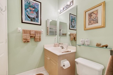 Beautifully maintained home located on a premium golf and - photo 39