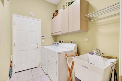 Beautifully maintained home located on a premium golf and - photo 40
