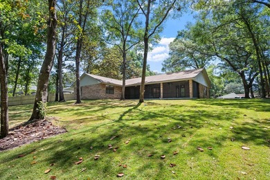 Completely Renovated 4BR/2.5BA on 3/4 Acre -- New Roof, HVAC - photo 43