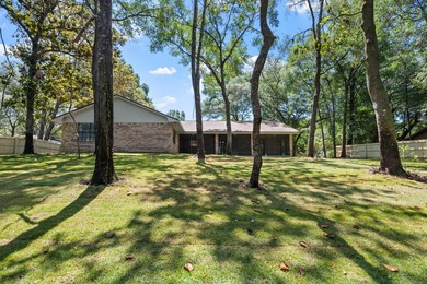 Completely Renovated 4BR/2.5BA on 3/4 Acre -- New Roof, HVAC - photo 44