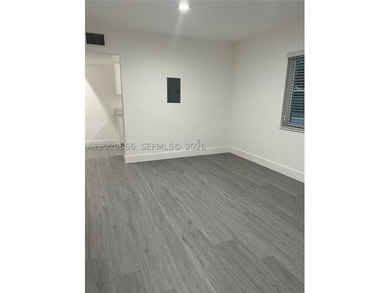 Exceptional Mixed-Use Investment Opportunity in the Heart of - photo 3