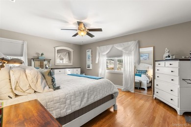 Welcome to this charming and well-maintained 3-bedroom, 3-bath - photo 12