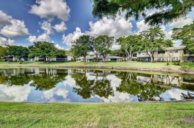 Lakes at Hunters Run Golf Course Condo For Sale in Boynton Beach Florida