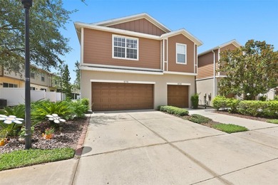 Welcome to this beautifully maintained 3-bedroom, 2.5-bath - photo 2