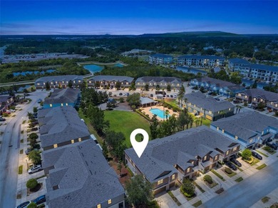 Welcome to this beautifully maintained 3-bedroom, 2.5-bath - photo 3