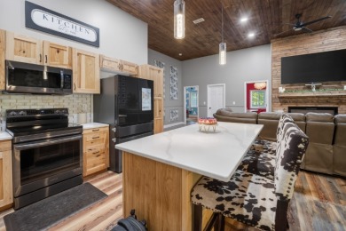 Newer Construction Near the Lake! With a Boat ramp close by! - photo 9