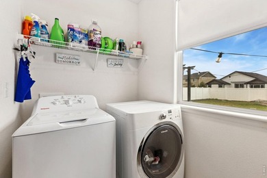 Looking for space to grow? This beautiful home offers 4 bedrooms - photo 16