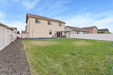 Looking for space to grow? This beautiful home offers 4 bedrooms - photo 19
