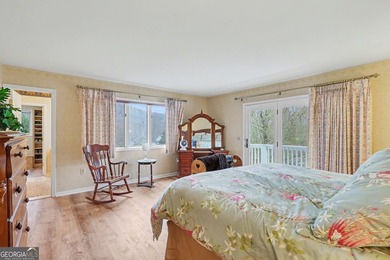 This beautiful, expansive, 4 bedroom, 5.5 bath home with a - photo 20