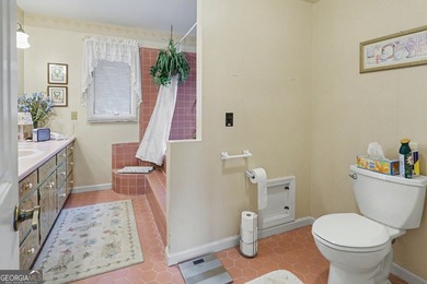 This beautiful, expansive, 4 bedroom, 5.5 bath home with a - photo 24