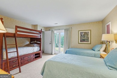 This beautiful, expansive, 4 bedroom, 5.5 bath home with a - photo 40