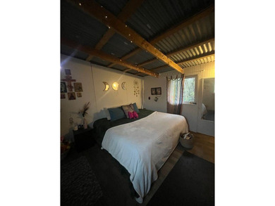 Turnkey off-grid homestead is ready for you to move in - photo 10