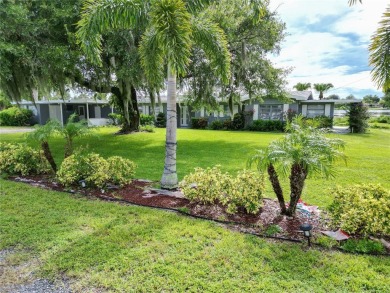 (private lake, pond, creek) Home Sale Pending in Haines City Florida