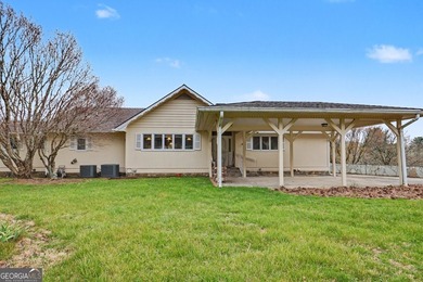 This beautiful, expansive, 4 bedroom, 5.5 bath home with a - photo 57