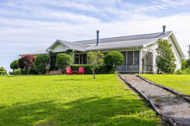 Lake Home For Sale in Saint Joseph, Louisiana