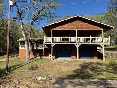 BULL SHOALS LAKE VIEW!!! Don't miss this beautiful home that has - photo 4