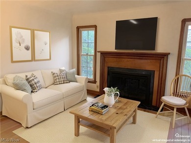 Located in the heart of Beachcliff I, this charming brick - photo 12