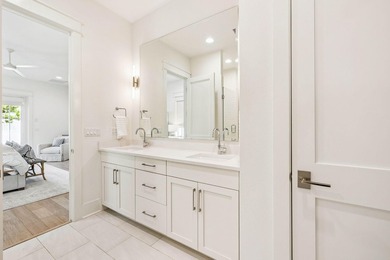 LARGE BONUS/FLEX ROOM CAN SERVE AS A FIFTH BEDROOM. Experience - photo 14