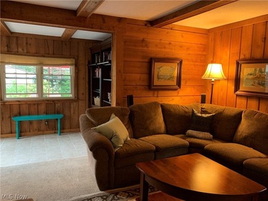 Located in the heart of Beachcliff I, this charming brick - photo 14