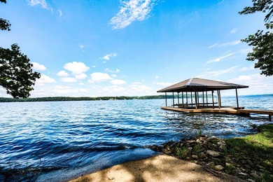 Completely gutted and beautifully remodeled, this waterfront - photo 1