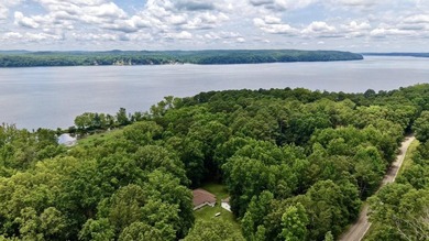 Completely gutted and beautifully remodeled, this waterfront - photo 3