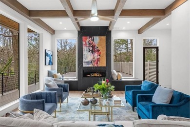 Exceptional modern residence in the heart of Buckhead, offering - photo 5