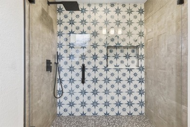Completely renovated and full of charm, this beautiful 3-bedroom - photo 25
