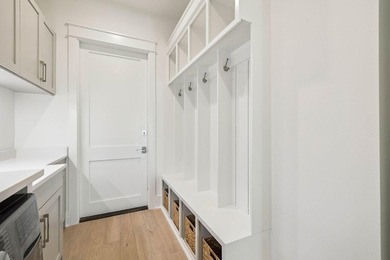 LARGE BONUS/FLEX ROOM CAN SERVE AS A FIFTH BEDROOM. Experience - photo 26
