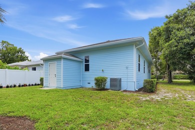 Completely renovated and full of charm, this beautiful 3-bedroom - photo 29
