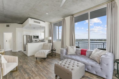 Clear Lake - Palm Beach County Condo For Sale in West Palm Beach Florida