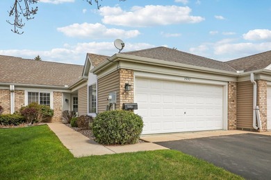 Welcome to easy, one-level living at 7592 Hinton Park Avenue S! - photo 2