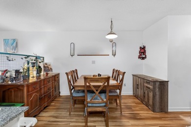 Discover easy, low-maintenance living in the desirable Baytree - photo 8
