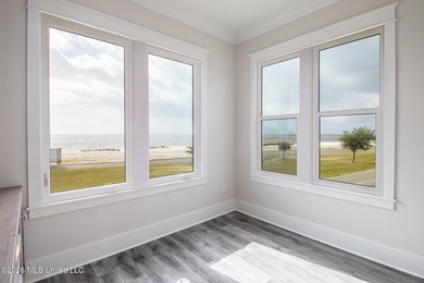 TRUE GULF-FRONT HOME | PANORAMIC WATER VIEWS | LOW-MAINTENANCE - photo 13